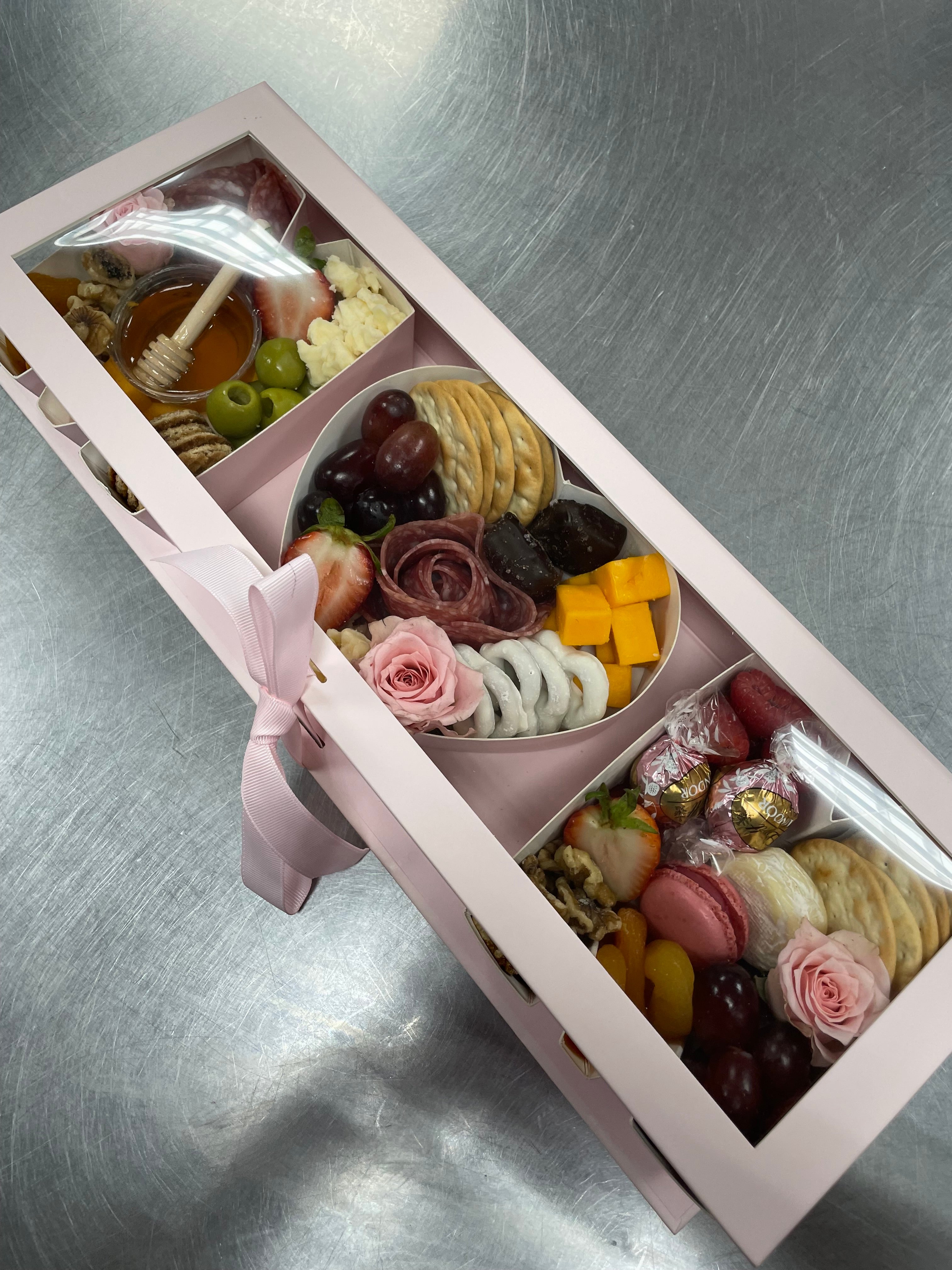 MOM Box